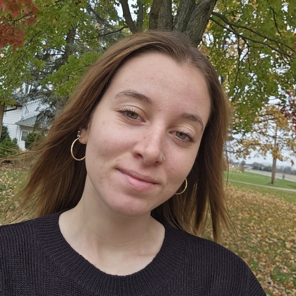 Meet your Posher, Nicqui - Picture 2 of 2